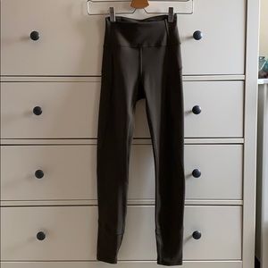 Lululemon In Movement Tight 25